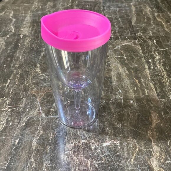 Vino2go Portable Plastic Wine Glass - Picture 1 of 5